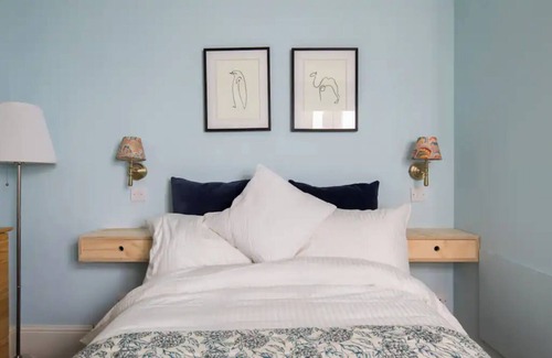 Colville Apartment | Vibrant & Stylish 2BD Flat - Notting Hill