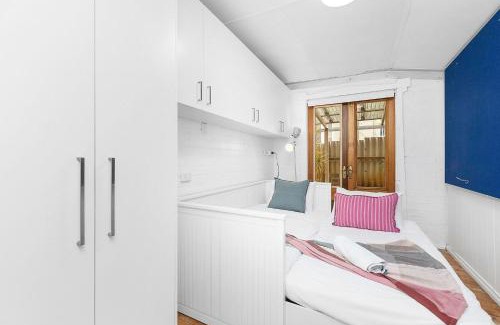 Bedford House | Vibrant Urban Retreat Chic Lounge & Garden Deck