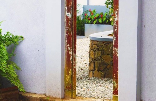 Unawatuna Villa | Vibrations Villas Presents 2 beautiful private villas with a swimming pool