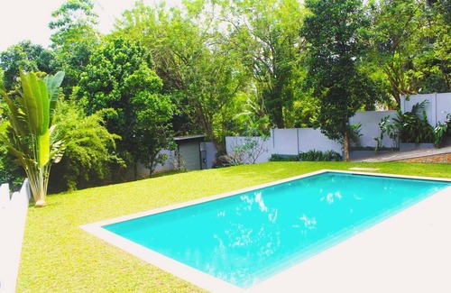 Unawatuna Villa | Vibrations Villas Presents 2 beautiful private villas with a swimming pool
