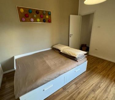 Fuorigrotta Apartment | Vicstreet Metastasio