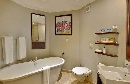 Victoria Falls Cabin | Victoria Falls Safari Lodge