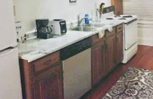 Walnut Hills Apartment | Victorian Home in Eden Park3-5mins to downtown&OTR