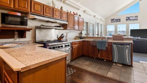 Leadville House | Victorian Mansion near Main St - Gym Spa and More