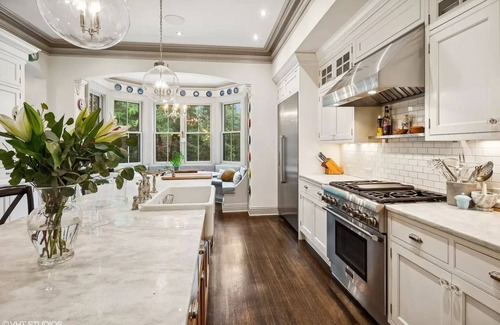 Mamaroneck House | Victorian Retreat Sleeps 12 with Pool, Gym, Near Water/Town/Train to NYC