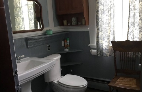 Cortland Apartment | Victorian upstairs 1-bedroom apartment in Cortland NY/with WiFi. In Ground pool