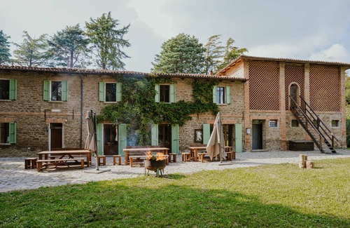 Casola Valsenio Other | Vidovina: Farmhouse with Pool - 7 bedrms/22 beds