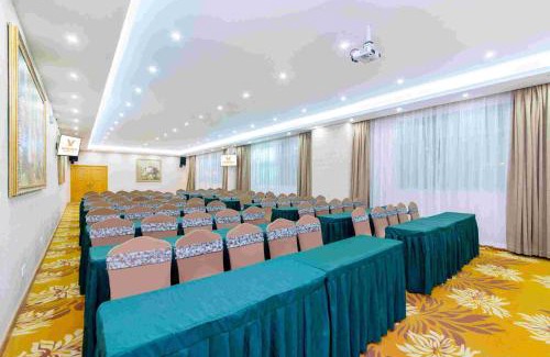 Buji Hotel | Vienna Hotel Shenzhen Bantian Gangtou