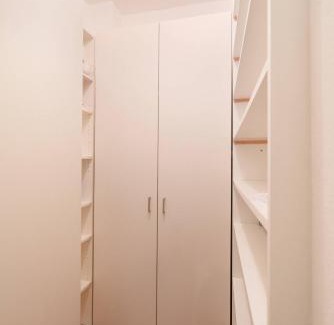 Sankt Ulrich Apartment | Vienna Residence, Volkstheater - Parliament