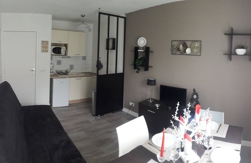 Equemauville Apartment | ☀Vieux Port ♡Honfleur ♫ Wifi ♡Parking ★PISCINE☀