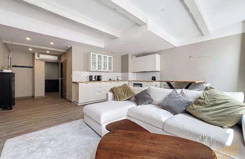 Opera Apartment | Vieux-Port view - Ultra center - Air conditioning - Les Frères de la Loc'