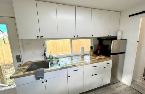 Winter Haven Apartment | View Container 5*Centrally Located*Private Bed/Bath