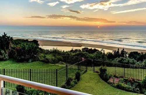 Illovo Beach Apartment | Views @ 31