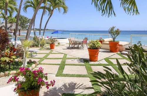 Emiliano Zapata Condo | VIEWS! BOUTIQUE BEACH FRONT LUXURY- Best Beach In Punta Mita!