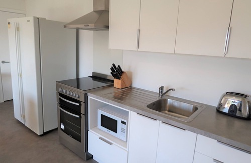Stepneyville Apartment | Views-for-ages-apartment