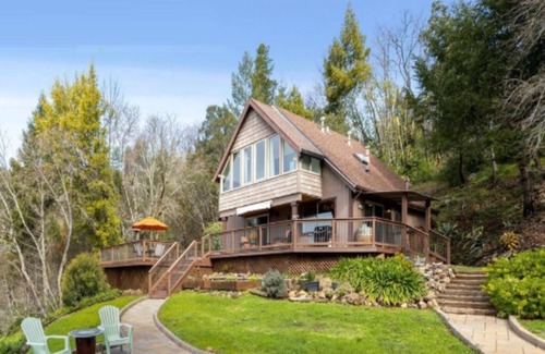 Napa County House | Views, good vibes, and vesper skies.