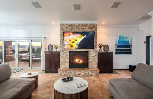 Lake Havasu City House | VIEWS! Luxury Lake Home W/Pool, Spa & Fire Pit!