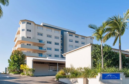 Shoal Bay Apartment | Views More Views Sub Penthouse at The Breakwater in Shoal Bay