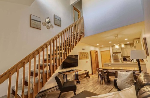 East Village at Copper Condo | Views of Golf & Ski On/Off Condo/W&D/Hottub/Grill