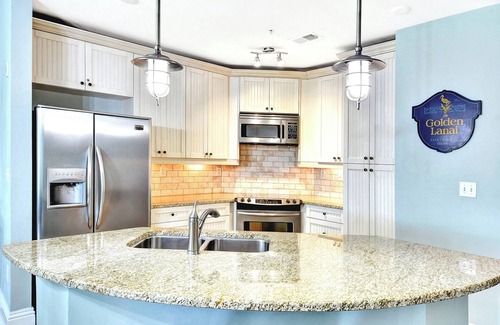 Saint Simons Island Condo | Views of the Marina, Frederica River, St Simons Sound & Jekyll Island 3BD/3BT
