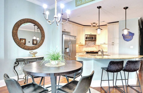 Saint Simons Island Condo | Views of the Marina, Frederica River, St Simons Sound & Jekyll Island 3BD/3BT