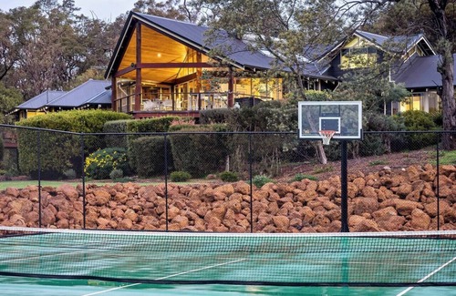 Yallingup Siding House | Views Of The Bay A Tranquil Bushland Escape
