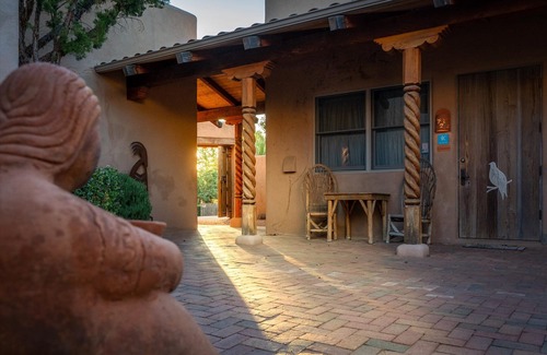 Oak Creek House | Views of the red rocks, come enjoy your private oasis with family and friends