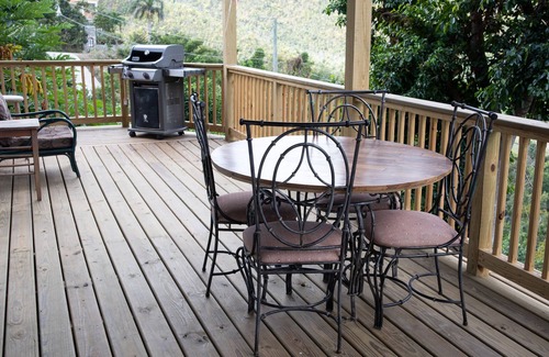 Estate Carolina Apartment | Views over the Valley. Apartment in two story cement house with a 45 foot porch!