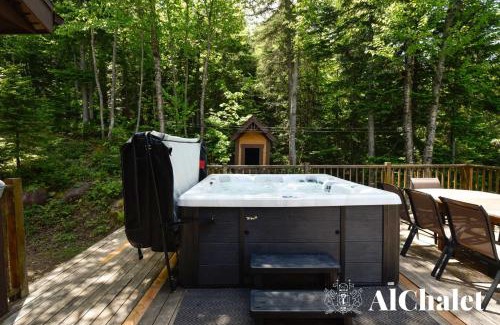 Petite-Riviere-Saint-Francois Ski Chalet | Villa Alpine - Alpin en Foret avec Spa