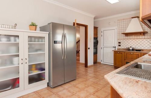 Sonnenland Villa | Villa Comoda | Sonnenland | Spacious Luxury | Private Heated Pool | Stunning.