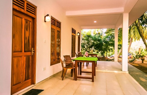 Mirissa Villa | Vila Addara Inn (Villa with Garden View)