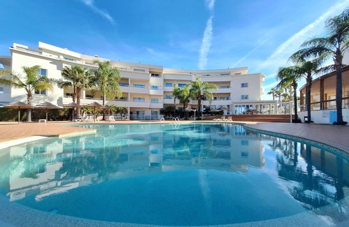 Porto de Mos Apartment | Vila Apostol - Splendid Oceanview Apartment near Porto de Mos Beach in Lagos.