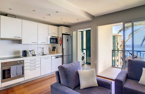 Sao Martinho Apartment | Vila Formosa Top View by LovelyStay