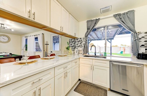 Paradise Crest House | Vila Hearts- 5BD with pool, Hot tub, Sauna, Arcade, Bar all you need N the Strip
