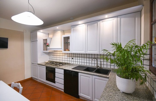 Porcari Villa | Vila Madi.