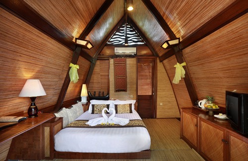 Gili Trawangan Hotel | Vila Ombak Hotel
