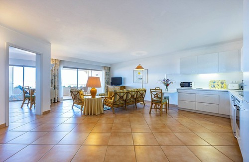 Meia Praia Apartment | Vila Palmeira