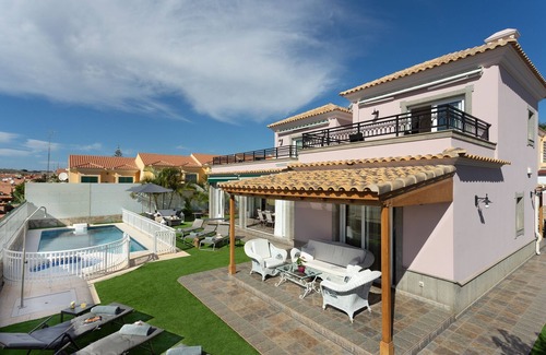 Sonnenland Villa | Villa Dalara Maspalomas, private Pool and Jacuzzi