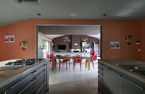 French Atlantic Coast Villa | VILLA D'ARCHITECTE n A tranquil jewel ideally set in Sainte-Marie de Ré