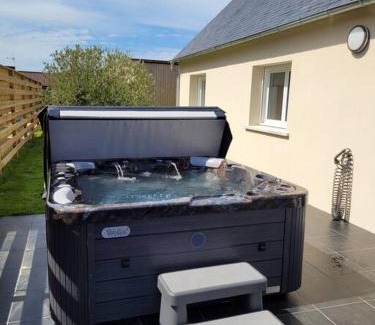 Locquirec Villa | Villa à 900m des plages