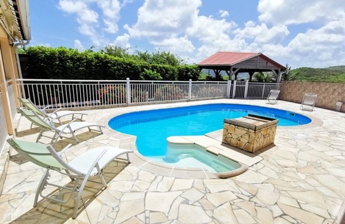 Sainte-Anne Villa | Villa à Sainte Anne M041C 8 personnes 3 chambres avec piscine