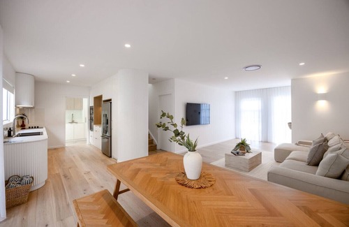 Anna Bay Villa | Villa 1 | Luxe 3BR Retreat w/Pool Near Beach