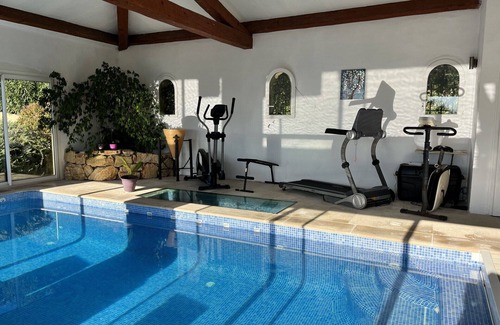 Peymeinade Villa | VILLA 10 pers SEA VIEW CALM COVER SWIMMING POOL REAR COUNTRY CANNES