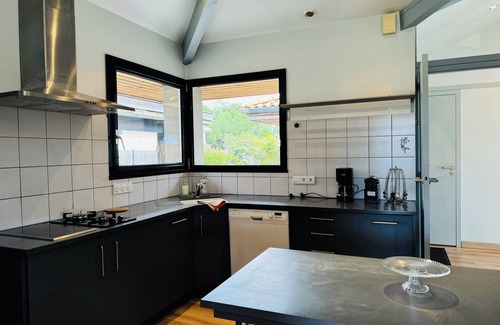 Bias Villa | Villa 12 Personnes Avec Piscine à 12 Minutes de L'océan