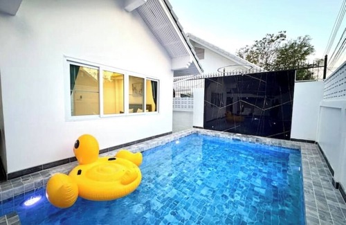 North Pattaya Villa | Villa 129 Wongamat, 4 Beds.