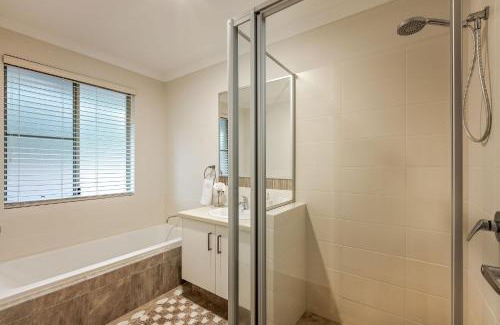 Yallingup Siding Apartment | Villa 16 @ Rivendell Winery Estate - Yallingup