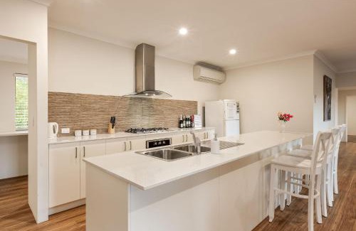 Yallingup Siding Apartment | Villa 16 @ Rivendell Winery Estate - Yallingup