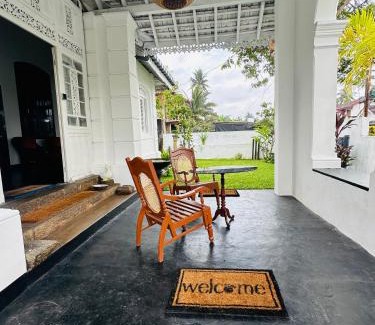 Dodanduwa Bed & Breakfast | Villa 1908 Hikkaduwa