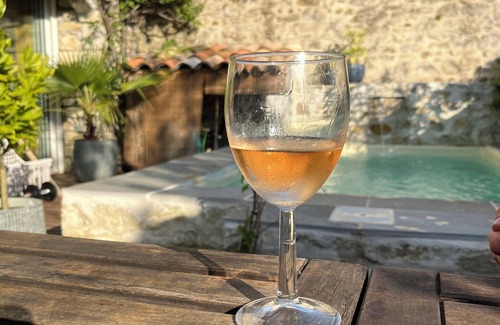 Saint-Marcel-les-Sauzet Villa | Villa 220 m2, swimming pool and jacuzzi