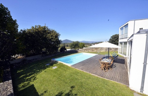 Caminha Villa | Villa 299 Modern Holiday Villa near Moledo Beach